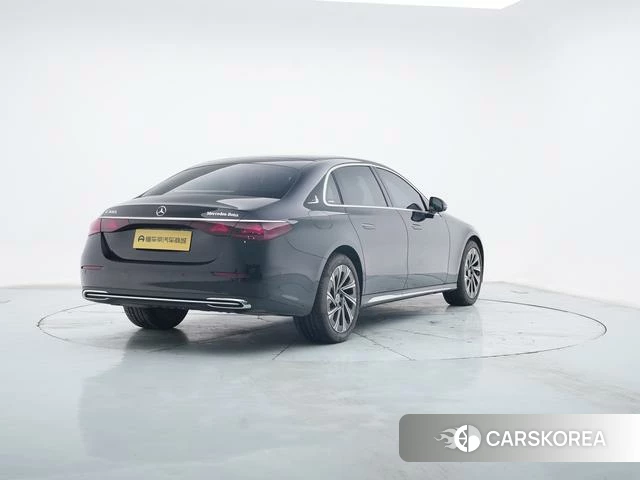 Mercedes-Benz E-class id 4275302 из Китая 16