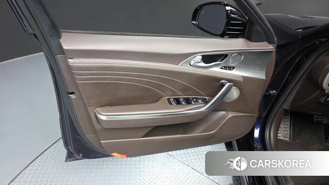 Kia Stinger Meister id 4769886 из Кореи 16