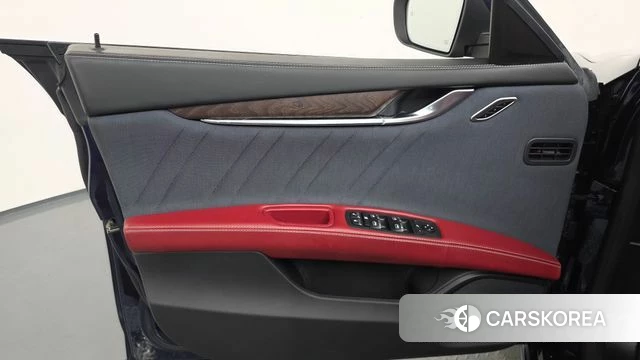 Maserati Ghibli id 4775172 из Кореи 16