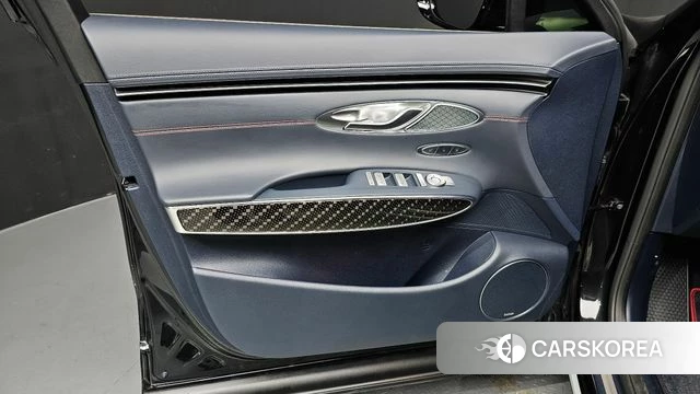 Genesis GV70 id 4360682 из Кореи 16