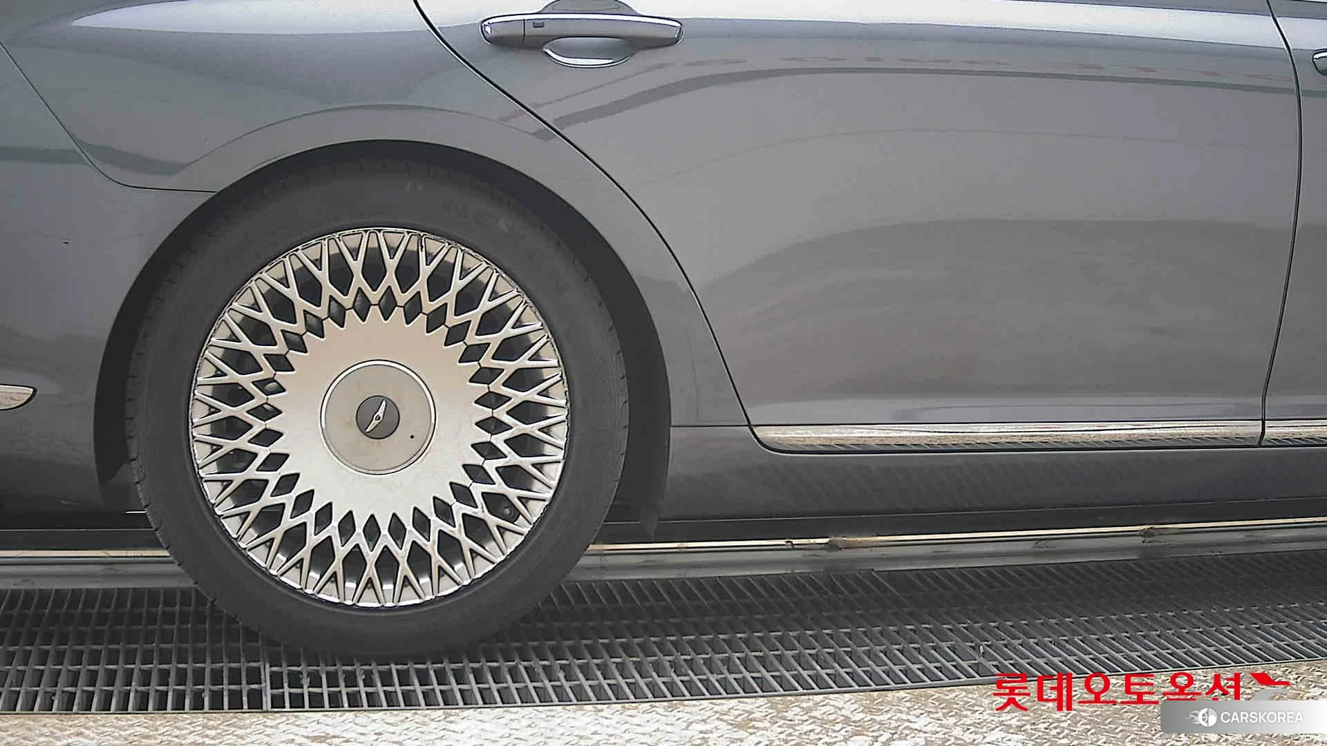 Hyundai G90 id 3888342 из Кореи 16