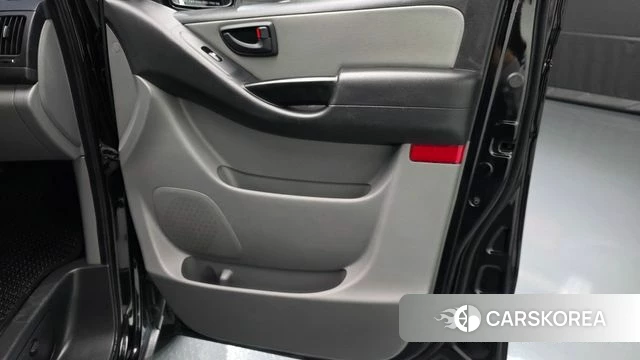Hyundai The New Grand Starex id 4930811 из Кореи 16
