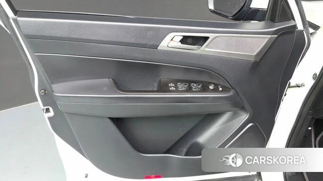 Ssangyong Rexton Sports id 4384710 из Кореи 16