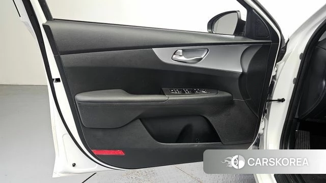 Kia The New K3 2nd generation id 4623779 из Кореи 16
