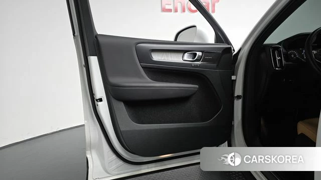 Volvo XC40 id 4376791 из Кореи 16
