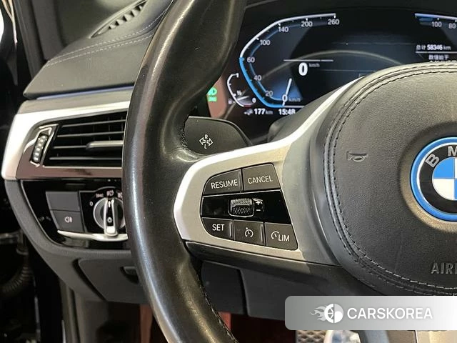 BMW 5 series PHEV id 4273169 из Китая 16