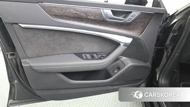 Audi A7 (4K) id 4619580 из Кореи 16