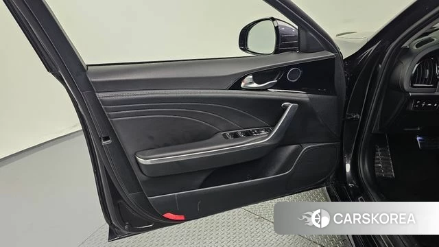 Kia Stinger Meister id 4894433 из Кореи 16