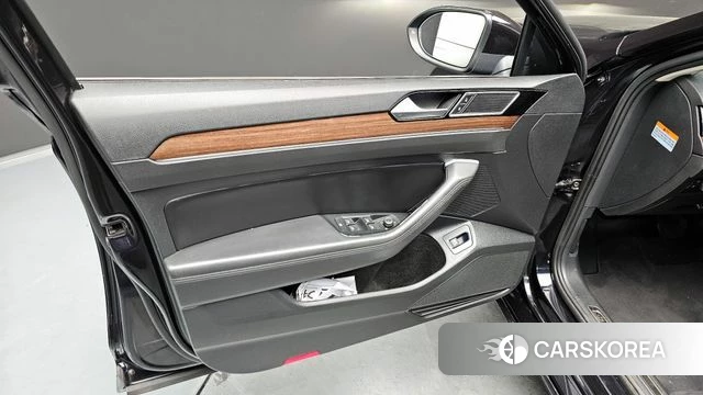 Volkswagen Passat GT (B8) id 4233144 из Кореи 16