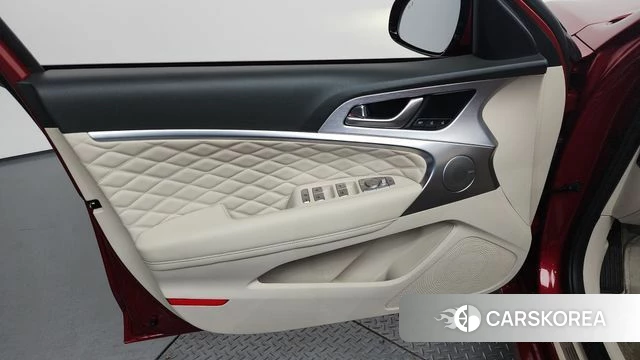 Genesis G70 id 4362715 из Кореи 16