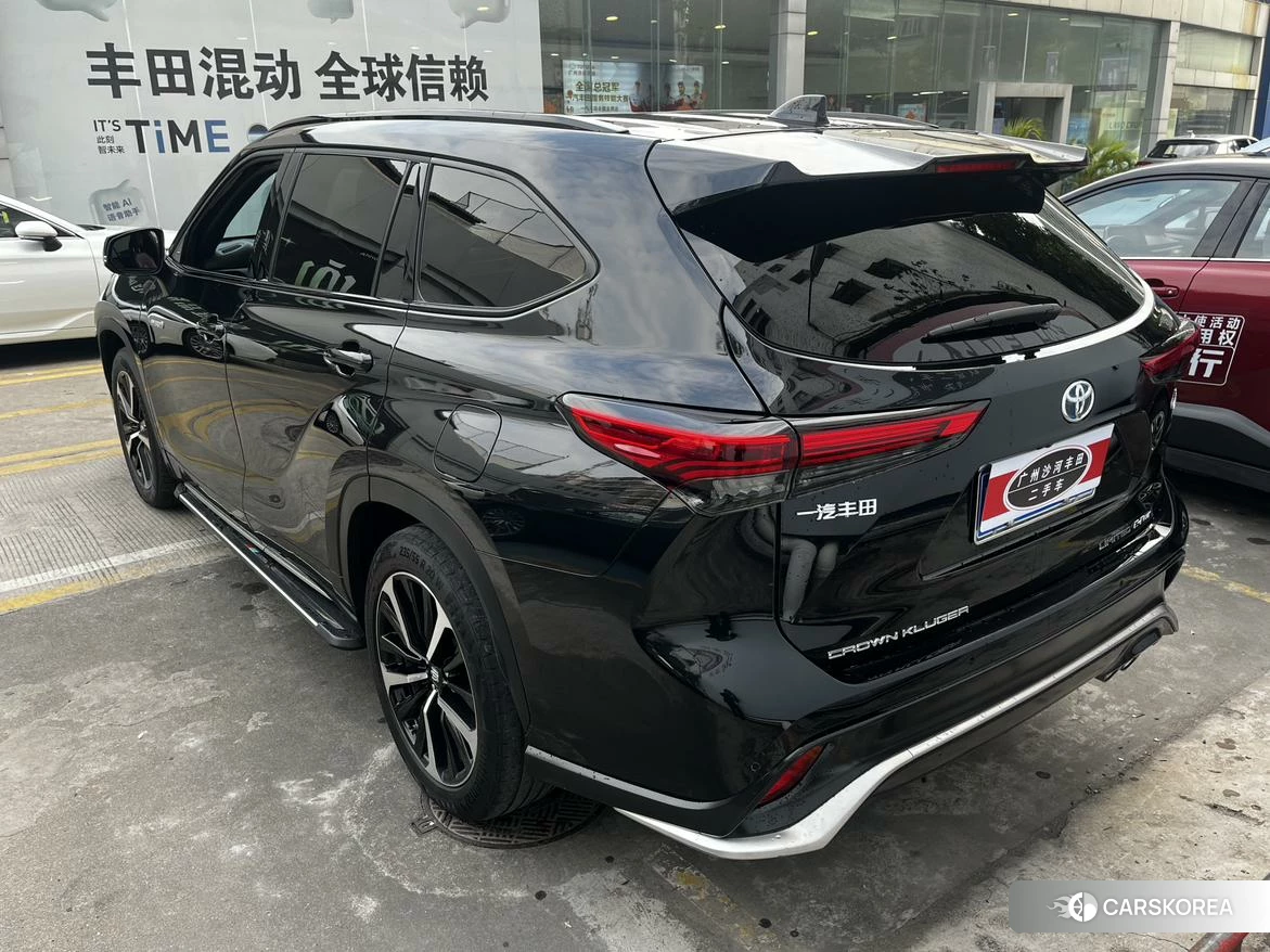 Toyota Crown Lufang id 4462062 из Китая 16