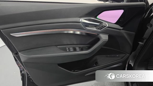 Audi e-Tron id 4740431 из Кореи 16