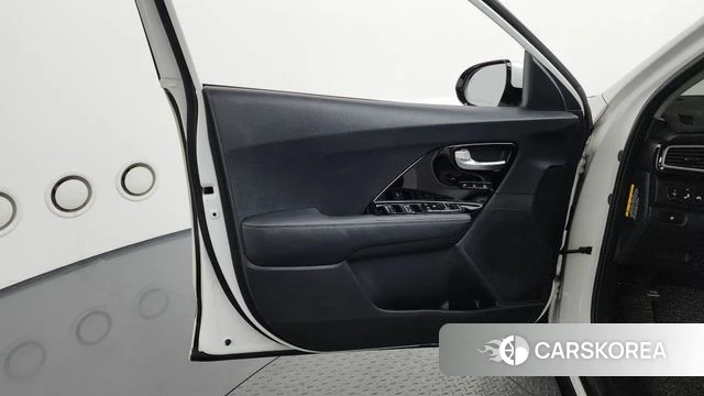 Kia Niro id 4620460 из Кореи 16