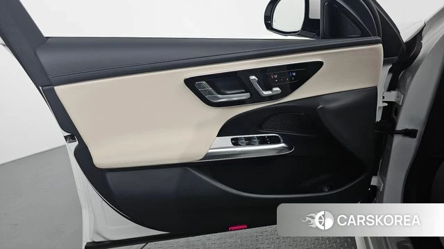 Mercedes-Benz E-Class W214 id 4664680 из Кореи 16