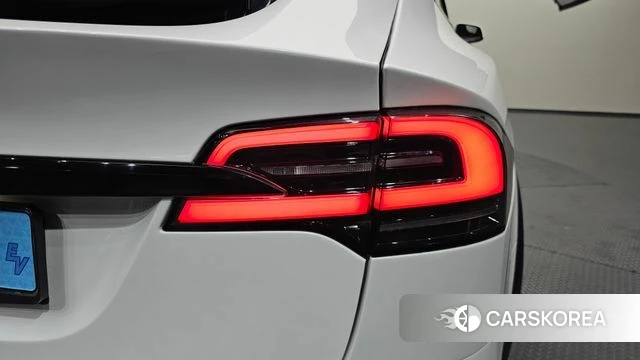 Tesla Model X id 4579293 из Кореи 16