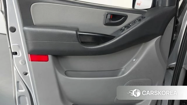 Hyundai The New Grand Starex id 4849850 из Кореи 16