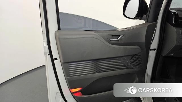 Hyundai Staria id 4303582 из Кореи 16