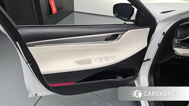 Hyundai The New Grandeur IG id 4697338 из Кореи 16