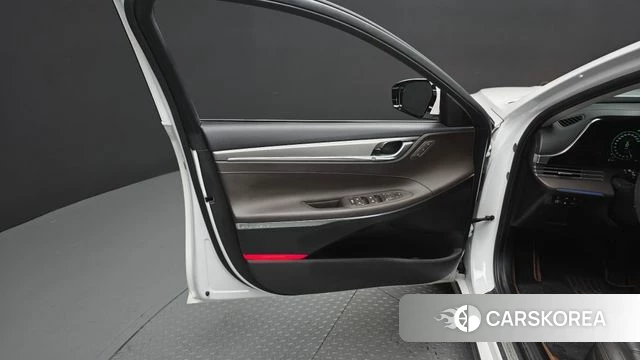 Hyundai The New Grandeur IG Hybrid id 4284069 из Кореи 16