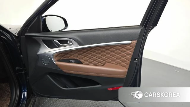 Genesis G70 id 4693881 из Кореи 16