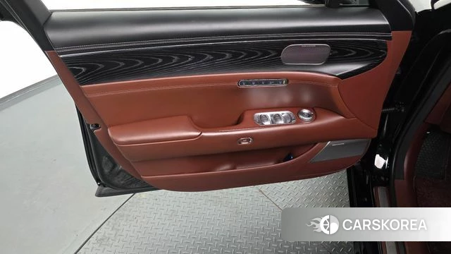 Genesis G90 (RS4) id 4195211 из Кореи 16