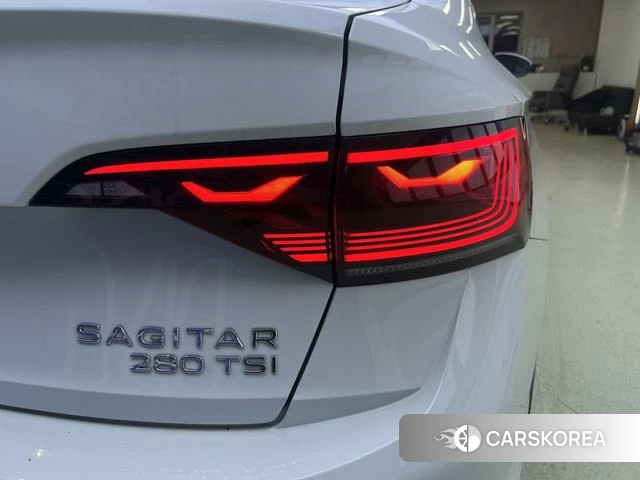 Volkswagen Sagitar id 4263088 из Китая 16