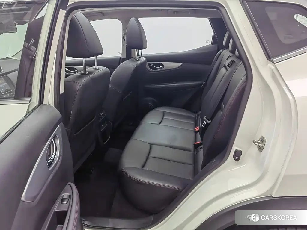 Nissan Qashqai id 4653783 из Китая 16