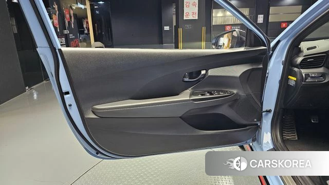 Hyundai Veloster (JS) id 4430376 из Кореи 16