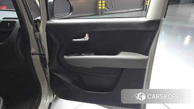 Kia The New Kia Ray id 4792928 из Кореи 16