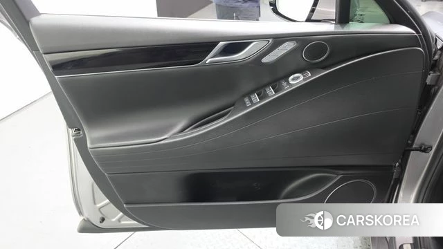 Genesis G80 (RG3) id 4630936 из Кореи 16