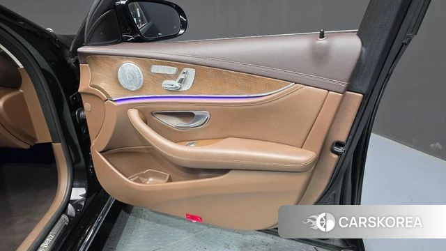 Mercedes-Benz E-Class W213 id 4530268 из Кореи 16