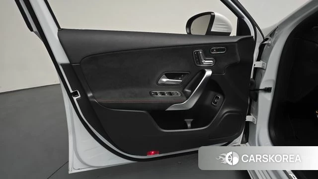 Mercedes-Benz A-Class W177 id 4542036 из Кореи 16