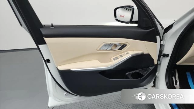 BMW 3 Series (G20) id 4186329 из Кореи 16