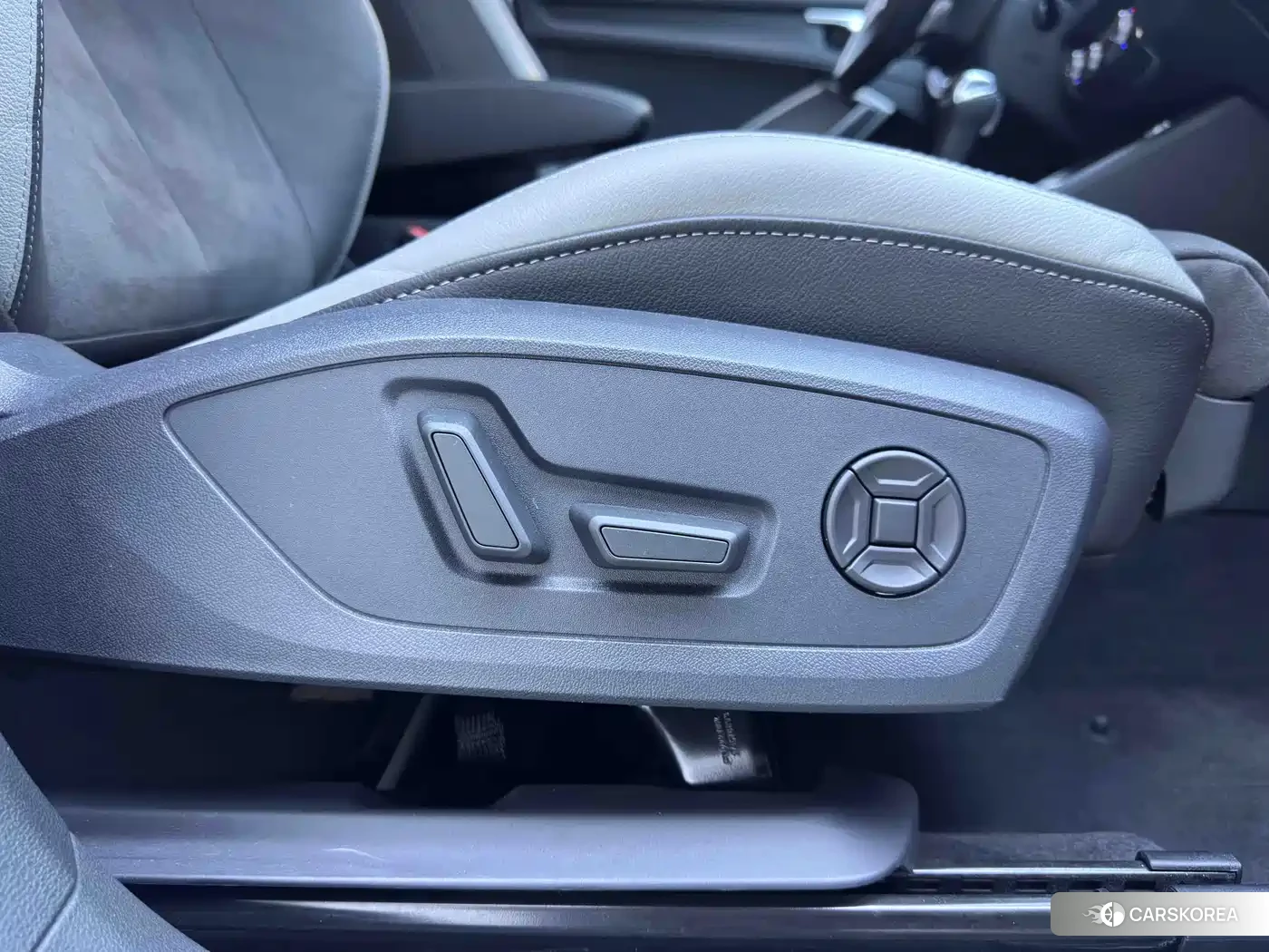 Audi Q3 id 4644714 из Китая 16