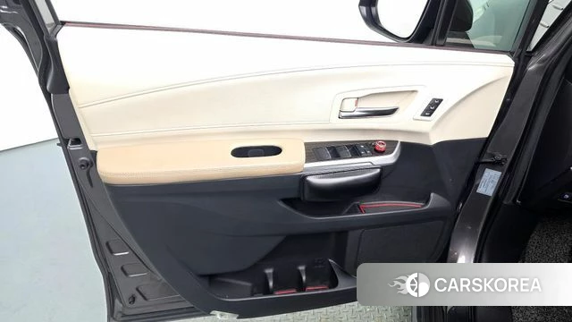 Toyota Sienna 4th Generation id 4344158 из Кореи 16