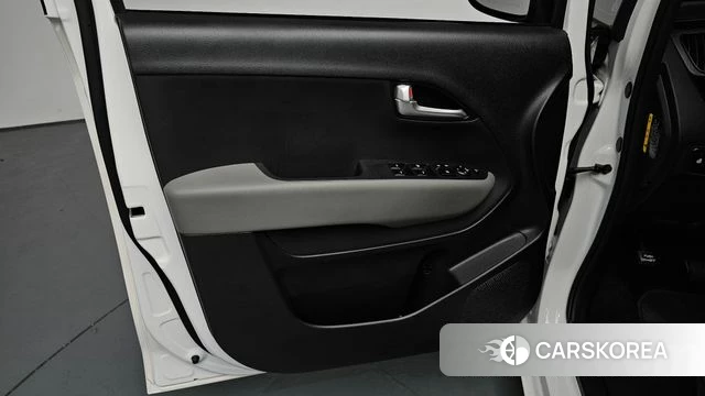 Kia The New Kia Ray id 4487997 из Кореи 16