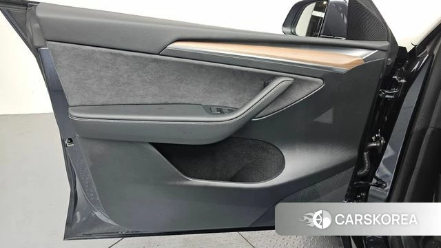 Tesla Model Y id 4456225 из Кореи 16