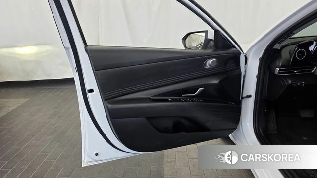 Hyundai Avante Hybrid (CN7) id 4316547 из Кореи 16