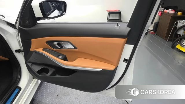BMW 3 Series (G20) id 4655657 из Кореи 16