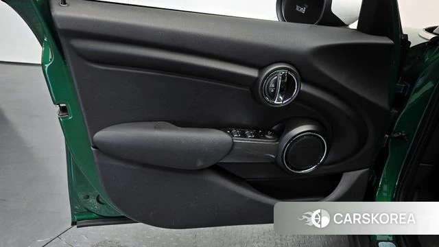 Mini Cooper id 4283458 из Кореи 16