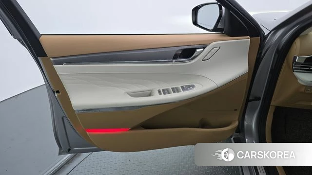 Hyundai The New Grandeur IG Hybrid id 4930134 из Кореи 16