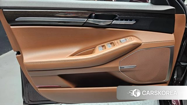 Genesis G90 id 4496490 из Кореи 16