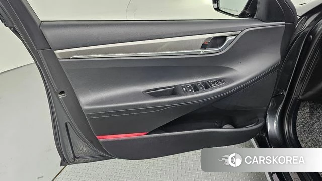 Hyundai The New Grandeur IG id 4187835 из Кореи 16