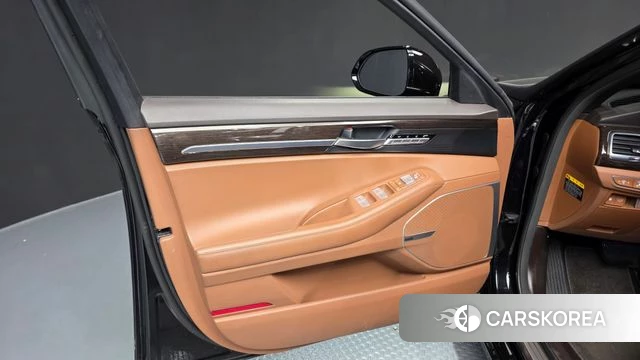Genesis G90 id 4586941 из Кореи 16