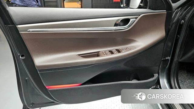 Hyundai The New Grandeur IG id 4304020 из Кореи 16