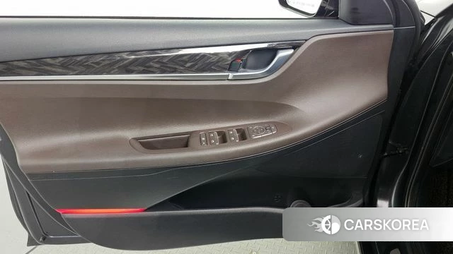 Hyundai Grandeur IG id 4188591 из Кореи 16