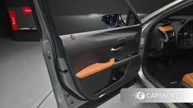 Lexus UX250h id 4595699 из Кореи 16
