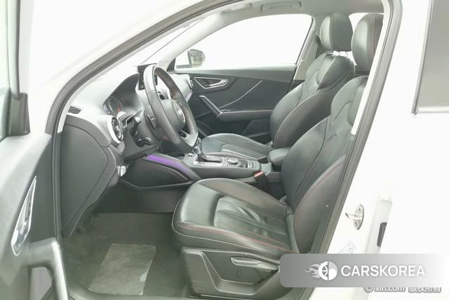 Audi Q2L id 4235891 из Китая 16