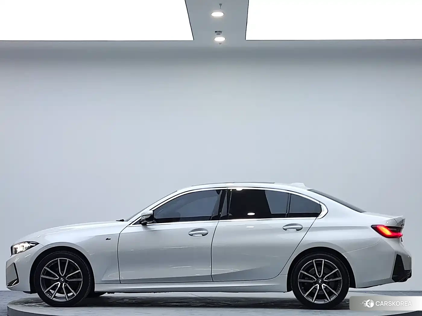 BMW 3 series id 4655138 из Китая 16