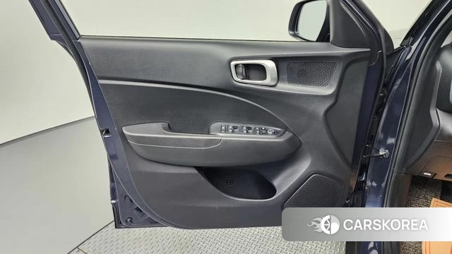 Hyundai Venue id 4936860 из Кореи 16